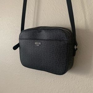 GUESS Crossbody Bag